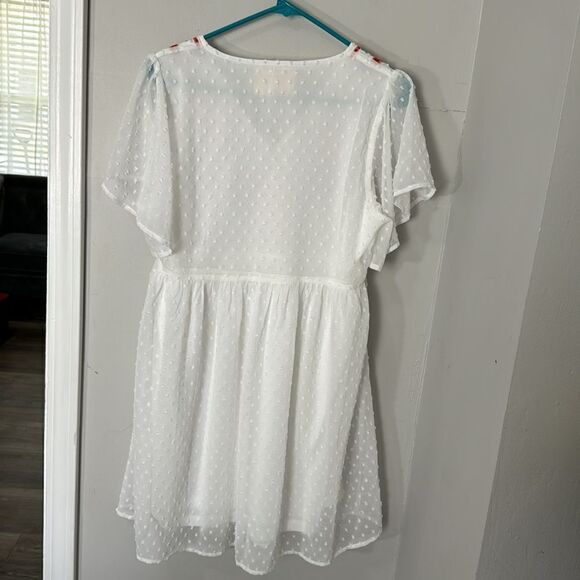 SAVANNA JANE EMBROIDERY MINI DRESS-NWT SIZE S - Picture 2 of 11